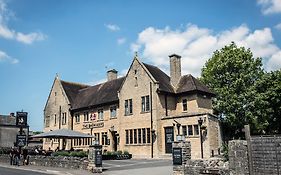 The Bath Arms Hotel